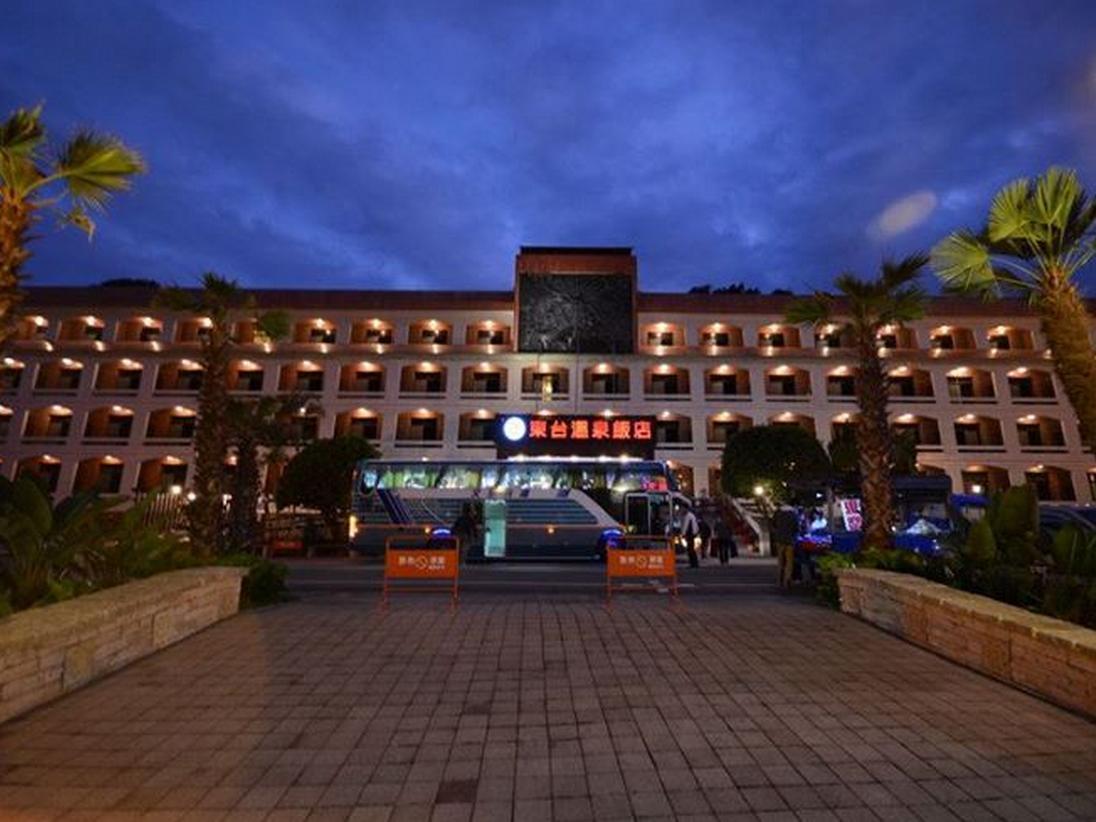 Dong Tair Spa Hotel Wenquan Екстериор снимка