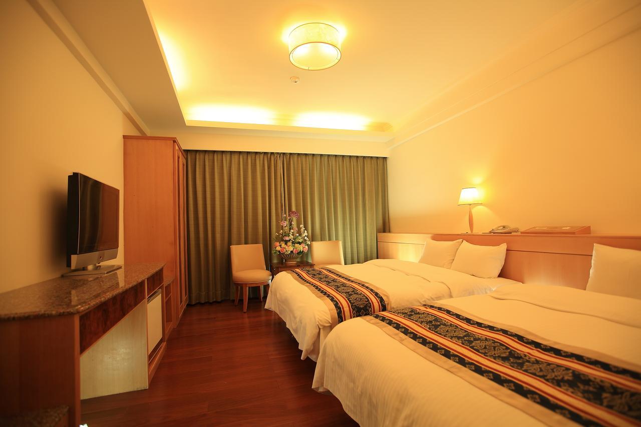 Dong Tair Spa Hotel Wenquan Екстериор снимка