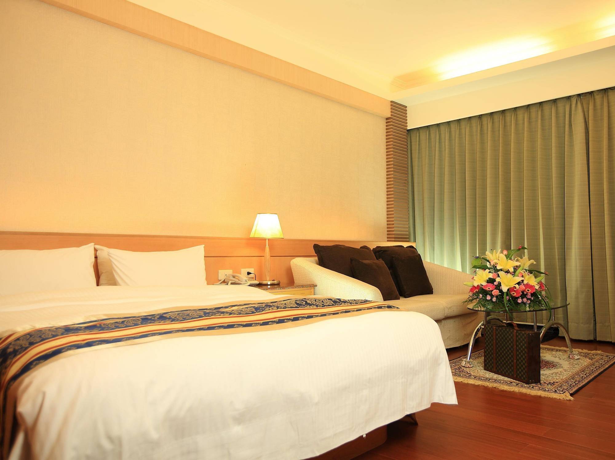 Dong Tair Spa Hotel Wenquan Екстериор снимка